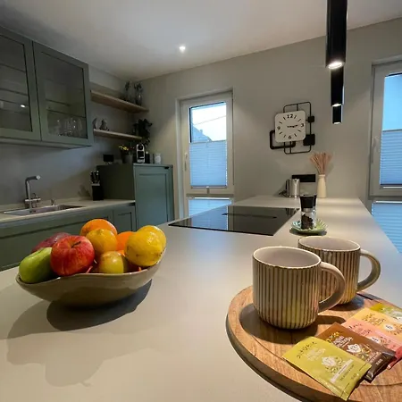Smart Living Worms