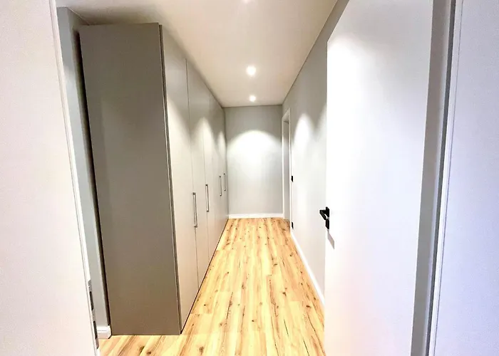 Apartment Smart Living Worms