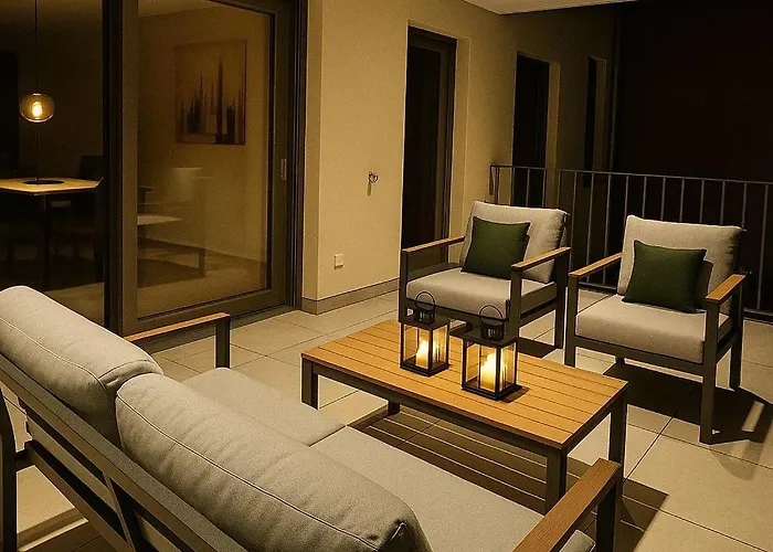 Apartment Smart Living Worms