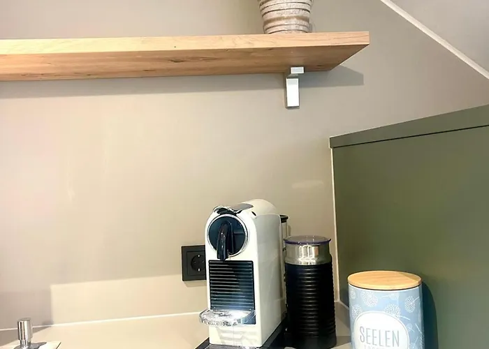 Smart Living Apartment *