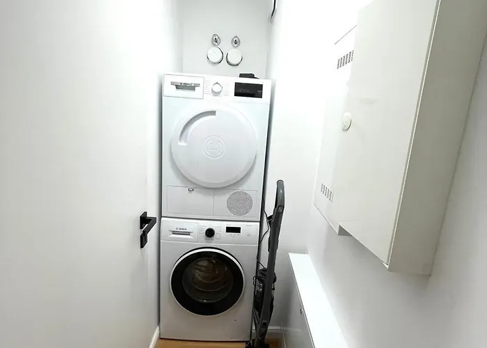 Smart Living Apartment *