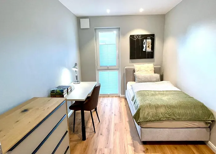 Smart Living Apartment Worms